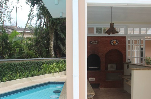 Guaratuba House | House in Condominium | FOOT IN THE SAND | Guaratuba beach/SP