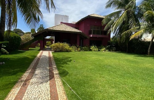 Jaua House | House in Interlagos, with double lot, swimming pool, barbecue and beautiful garden.