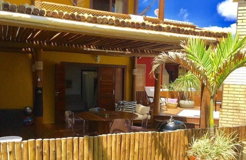Itacimirim House | House in Itacimirim (condo by the sea / on the sand) with private jacuzzi