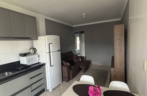 Tabuleiro dos Oliveiras House | House in Itapema/easy access and well located