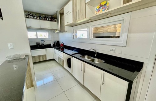 Xangri-La House | House in Lagoa do Passo Condominium with Pool