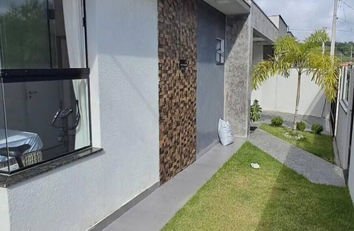 Nossa Senhora de Fatima House | House in Penha, close to the beaches and Beto Carrero World. Game room. Pet-friendly