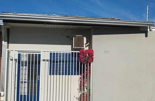 Dom Aquino House | House in the Central Region/6km from the airport/air conditioning