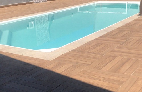 Mongagua House | House on the south coast with optional heated pool.
