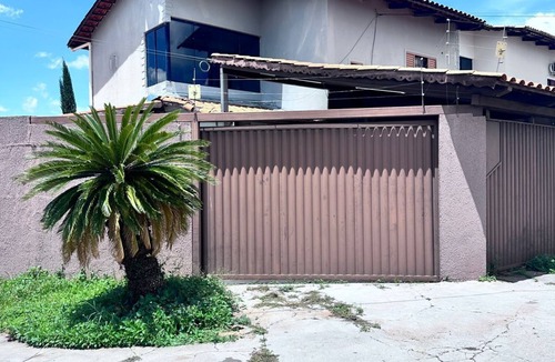 Jardim Mariliza House | House (two-story house) for 9 people, very close to MotoGP.