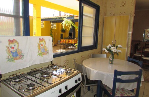 Balneario Gaivotas House | House w/Pool - Large and airy on Seagull Beach - 300 meters from the beach.