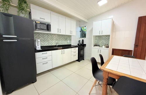 Joao Fernandes House | House with sea view in João Fernandes · 4 bedrooms · 3 min from the beach