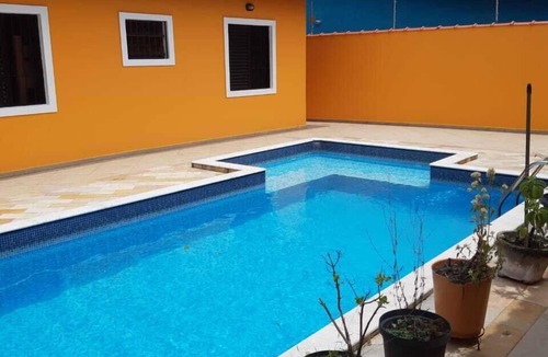 Peruibe House | House with Pool and Hot Tub