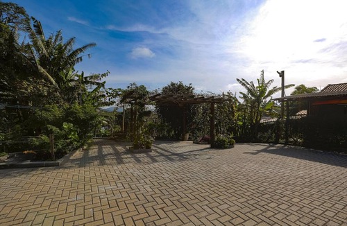 Florianopolis Villa | House with Pool in Floripa – 15 min from Jurerê