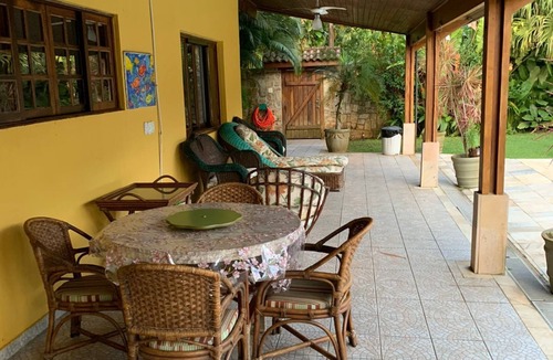 Pereque House | House with pool in a gated community in Guarujá, 3 minutes from the beach.