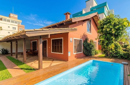 Bombas Villa | House with Private Pool Near the Beach ROX0325