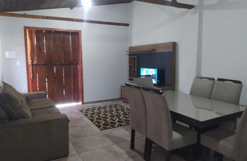 Muquem House | House with rustic atmosphere, 13 people north of the island