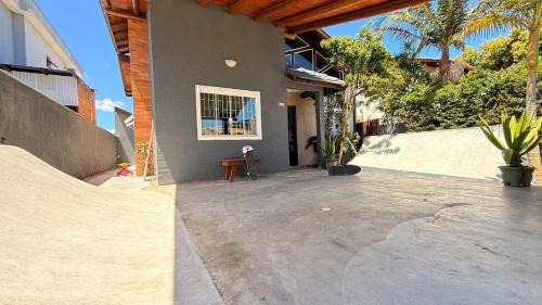 Muquem House | House with skate park 10 min from the beach