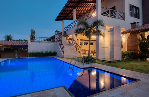 Porto das Dunas House | "HOUSING CEARÁ" - MANSION VISTA MAR-8 Suites AR/TV/SHOPPING - 35 People - BEACH PARK