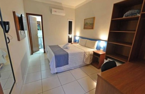 Iguacu Hotel | Inviting Space Perfect for Business or Leisure w/Parking & Breakfast