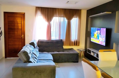 Cajuru House | JKLL INN HOME FULL Complete House 15 min from CWB Airport/5 min from the Botanical Garden
