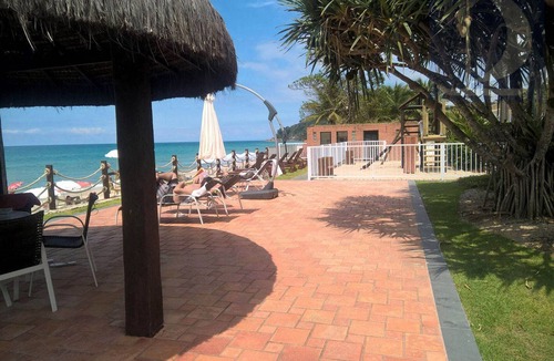 Juquehy Condo | Juquehy Condominium Oceanfront 102: best location on the beach