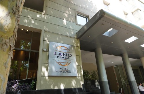 Bahia Blanca Hotel | Land Plaza Hotel