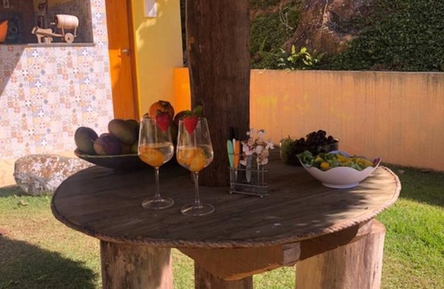 Laranja Azeda Cottage | Large house in a gated community, 3 bedrooms, 5 bathrooms and a large backyard.
