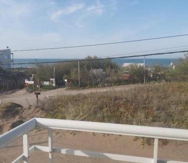 Monte Hermoso Apartment | Las Ballenas Casas de Playa - frente al mar