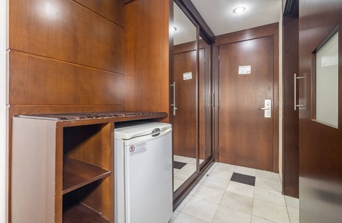 Paraiso Apartment | LEONCIO 706