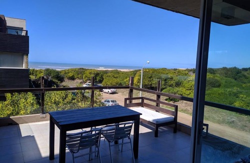 Mar de Las Pampas Apartment | Linda Bay 202
