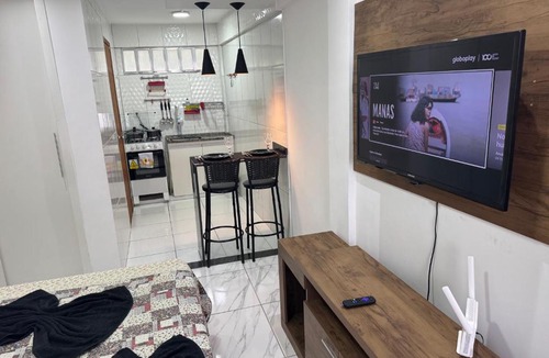 Duques Apartment | Loft em condomínio próximo à entrada da cidade