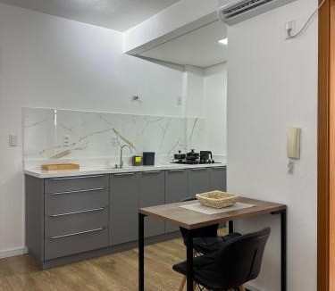 Centro Apartment | Loft no Centro Completo com Box