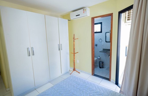 Praia do Morro Apartment | LONDRES 201 BUILDING, 2 bedroom apartment, 1 garage, air conditioning in the suite, 200m from MORRO BEACH.