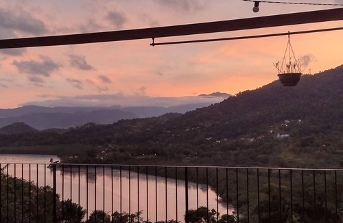 Mambucaba Villa | Luxurious 4-bedroom villa with AC, WiFi in superb Paraty - RJ