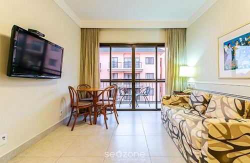 Jurere Apartment | Luxurious Suite in Beachfront Resort JBV328