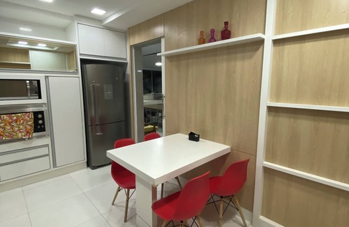 Muquicaba Apartment | Luxury 3-bedroom apartment (2 suites) with jacuzzi on the beachfront of Praia do Morro.