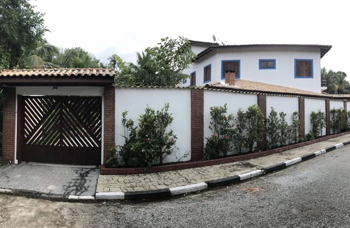 Guarutuba House | Luxury house on the Costa do Sol, swimming pool, 5 bedrooms.