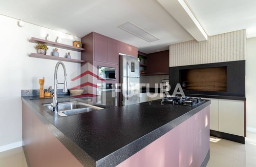 Centro House | Luxury house with 5 bedrooms on the beachfront of Lagoinha - Bombinhas/SC