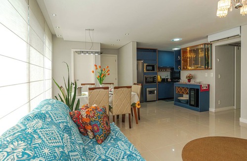 Jurere Apartment | Luxury Penthouse in Jurerê Internacional: 150m² Terrace, Private Pool and Suite