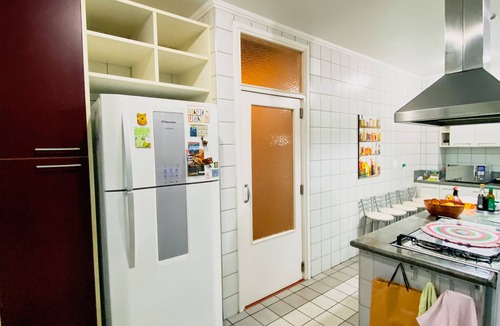 Carapicuiba House | Luxury Property with Jacuzzi for 12 People!