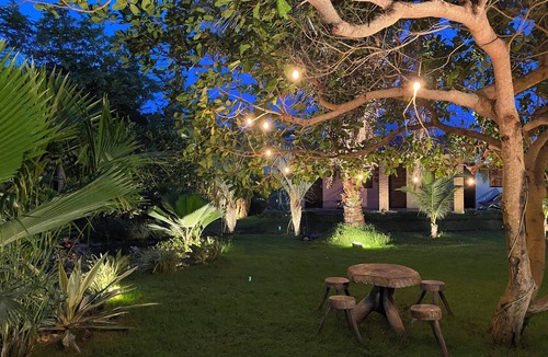 Sao Jose de Ribamar Hotel | Luxury retreat in São Luís with lake, sports courts and lush nature.