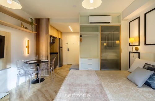Mont'Serrat Apartment | Luxury & Sophisticated Studio w/Garage LBO203