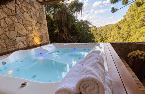 Jardim Andira House | Majovi Casa & Spa: The best of luxury in Campos do Jordão.