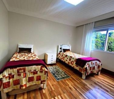 Vila Everest Villa | Mansão Casa Branca Campos do Jordão no centro
