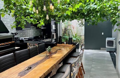 Uberaba House | Mansion in Curitiba with jacuzzi and heated pool inside the house, sleeps up to 10 people.