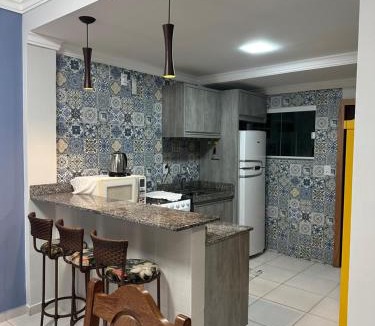 Canto Grande House | Mariscal 2 quartos 3 banheiros -SOBRADO AMENDOEIRA