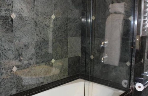 Centro Hotel | Master Suite Ideal for Couples + Central Location Near Main Attractions