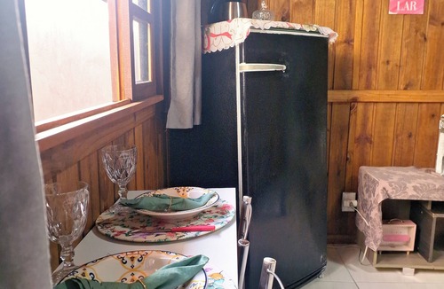 Tabuleiro House | Master suite in a shared house with breakfast near Baln. Camboriú.