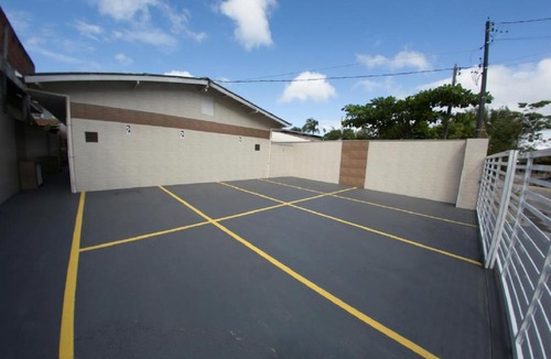 Castelo Branco Apartment | Meia Praia - Cozinha Garagem Ar Wi-Fi e Enxoval - Residencial Recanto dos Pássaros