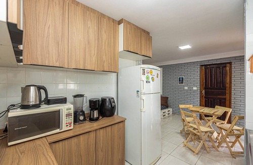 Pontal do Parana House | Memora Guesthouse - House two blocks from the beach and 15 minutes from Ilha do Mel (Honey Island).