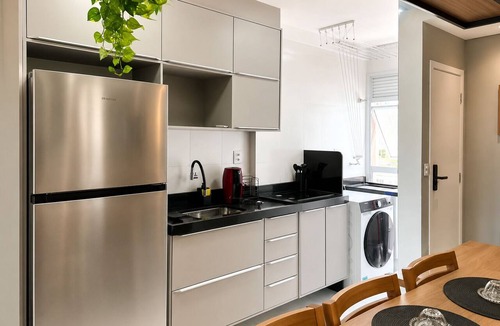 Praia de Itaparica Apartment | Modern apartment with sea view.