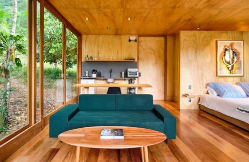 Downtown Ubatuba Cabin | Modern Cabin in a Reserve - Jaguatirica
