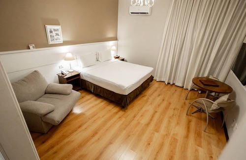 Centro Hotel | Modern Central Stay in Ponta Grossa | Comfort, Dining & Business Ready Amenities