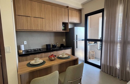 Saraiva Apartment | Monte Olympus: Apt moderno com sacada 10º andar